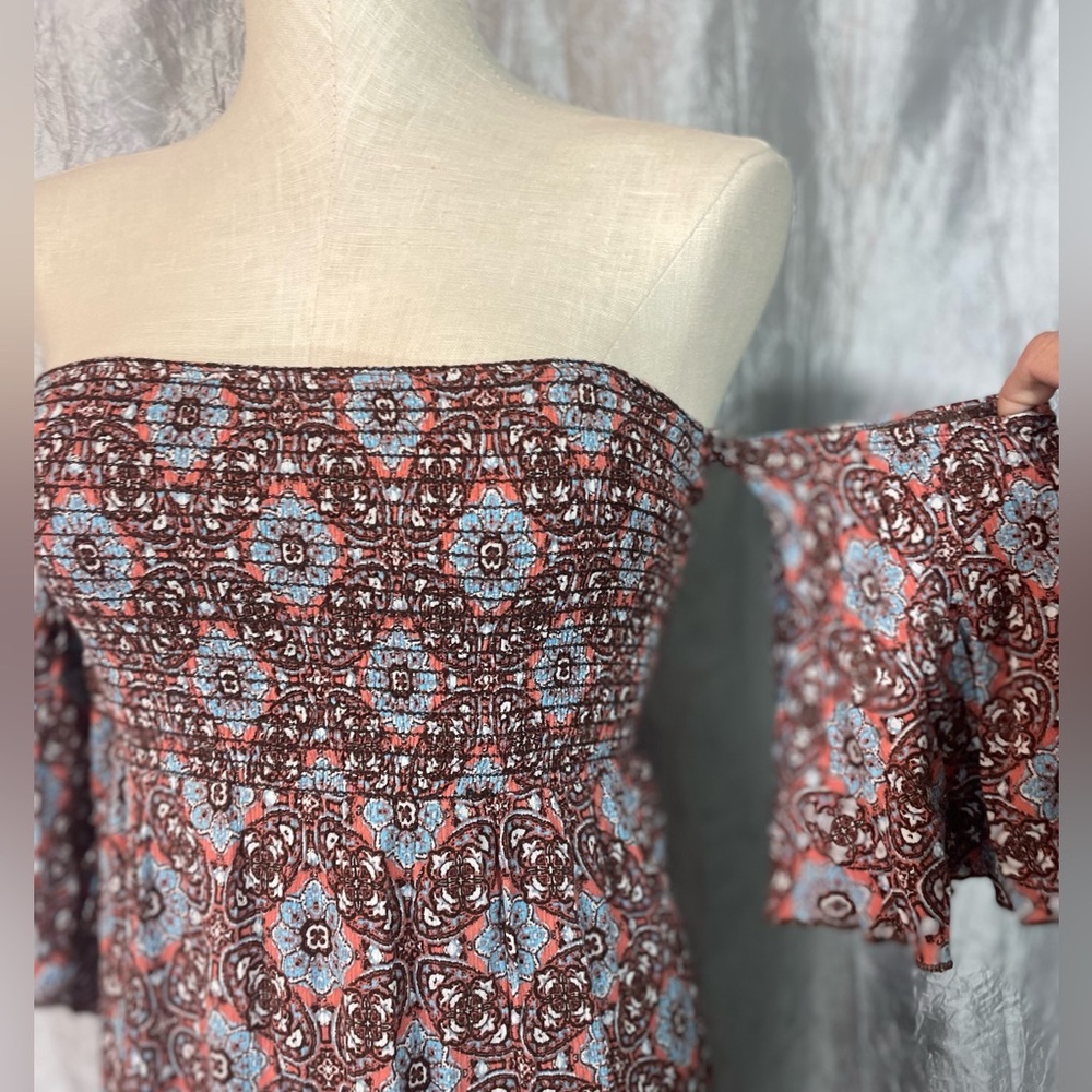 Miley & Molly off shoulder short sleeve smocked dress with 2 slits Medium